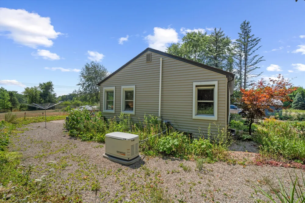 5226 Pontiac Trail Northfield Township, MI 48105