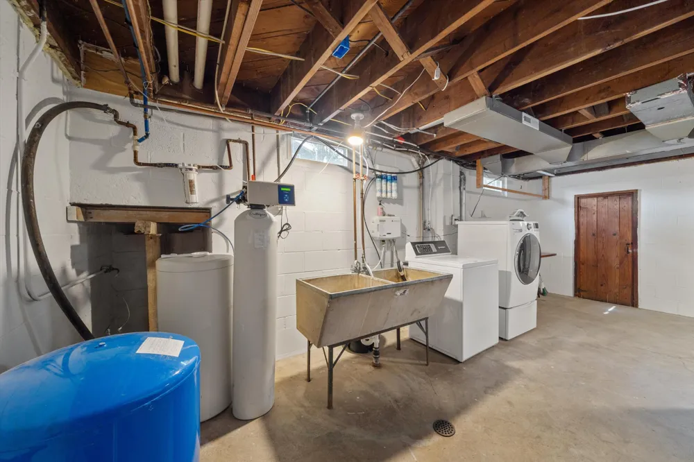 5226 Pontiac Trail Northfield Township, MI 48105