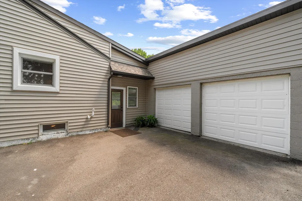 5226 Pontiac Trail Northfield Township, MI 48105