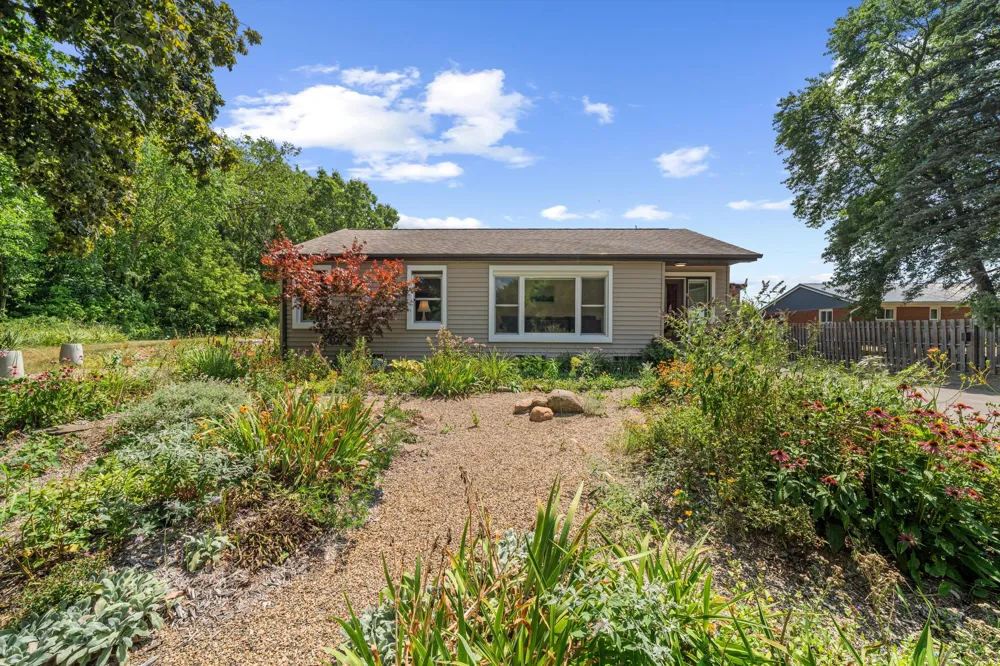 5226 Pontiac Trail Northfield Township, MI 48105