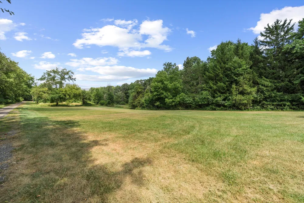 5226 Pontiac Trail Northfield Township, MI 48105