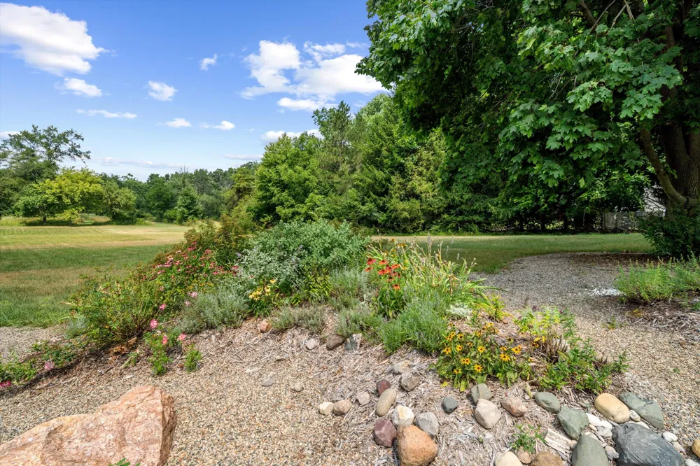 5226 Pontiac Trail Northfield Township, MI 48105