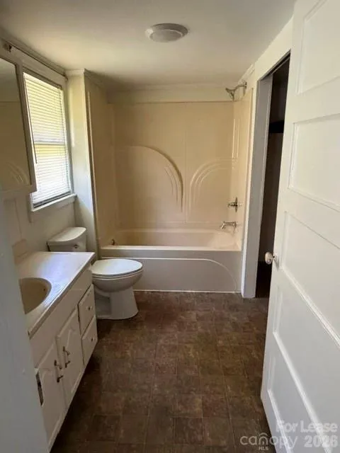 559 Shady Lane Marion, NC 28752