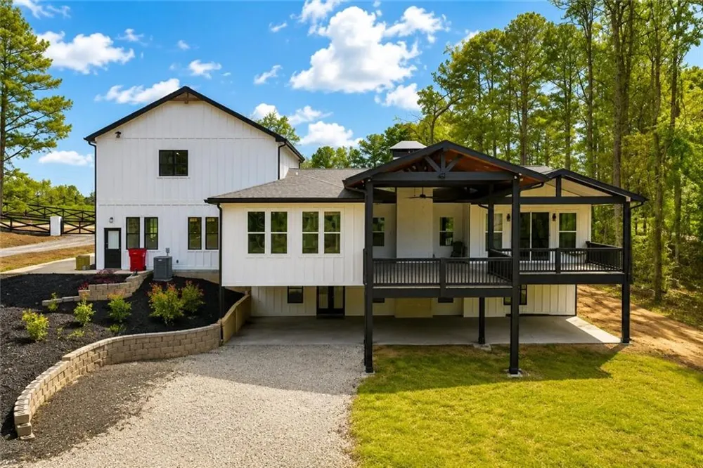 543 Duck Road Braselton, GA 30517