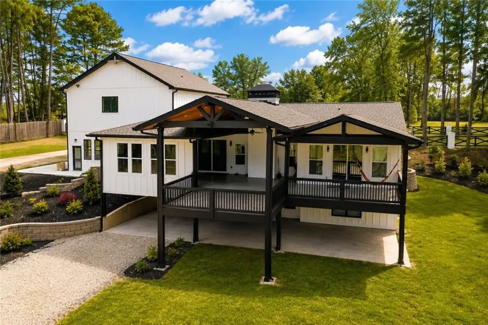 543 Duck Road Braselton, GA 30517
