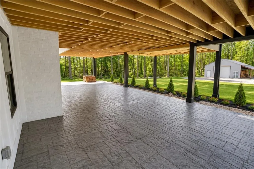 543 Duck Road Braselton, GA 30517
