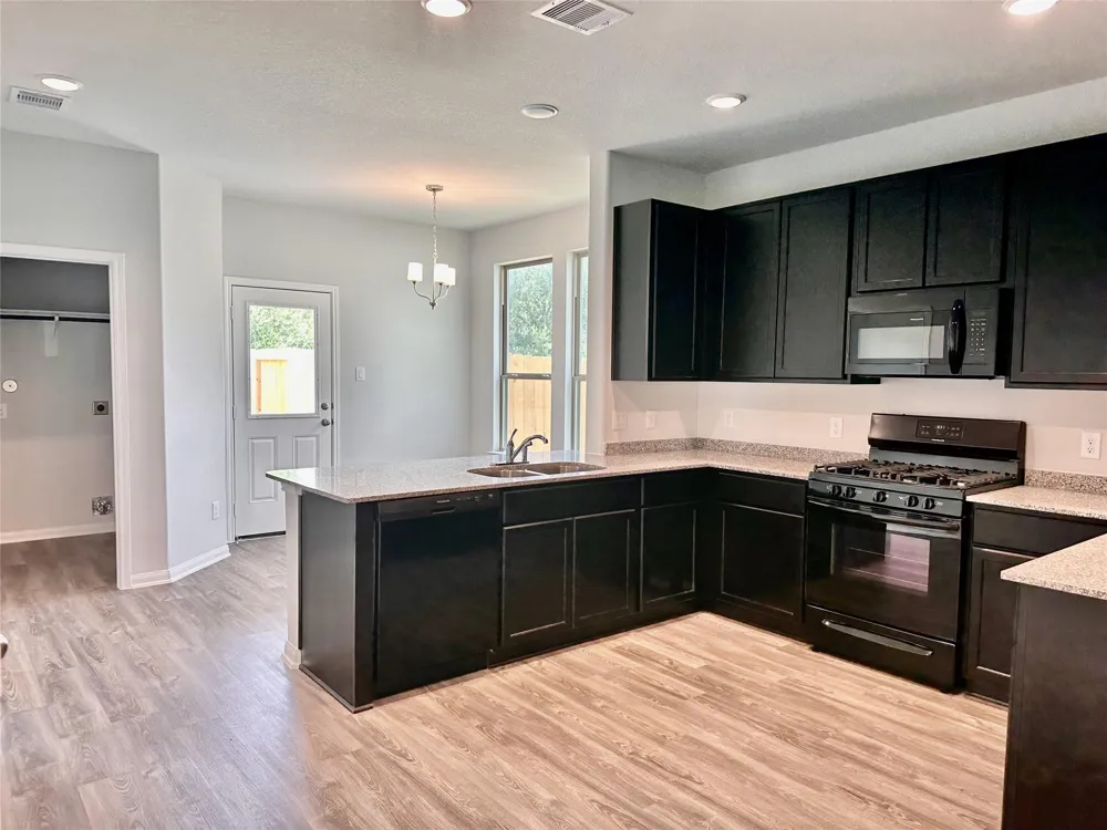 730 Tejas Village Parkway Beasley, TX 77417