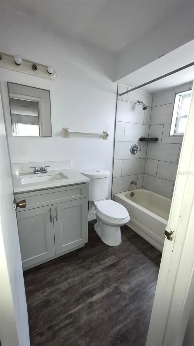 9924 SWEEPSTAKES LANE #8 Orlando, FL 32837