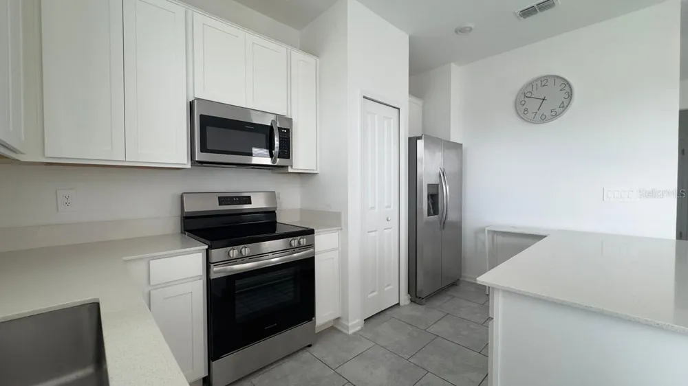 3255 LAURENT LOOP Davenport, FL 33837