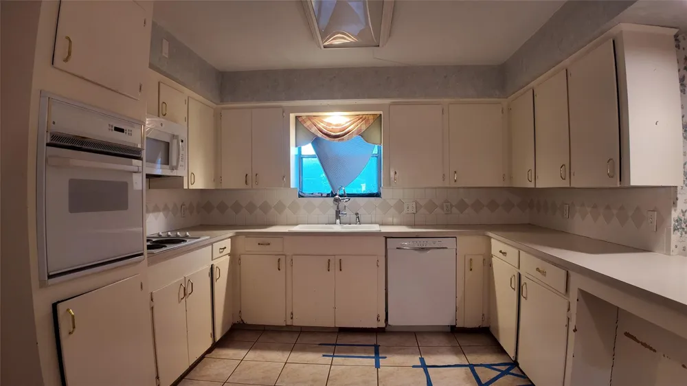 11003 Renwick Drive Houston, TX 77096