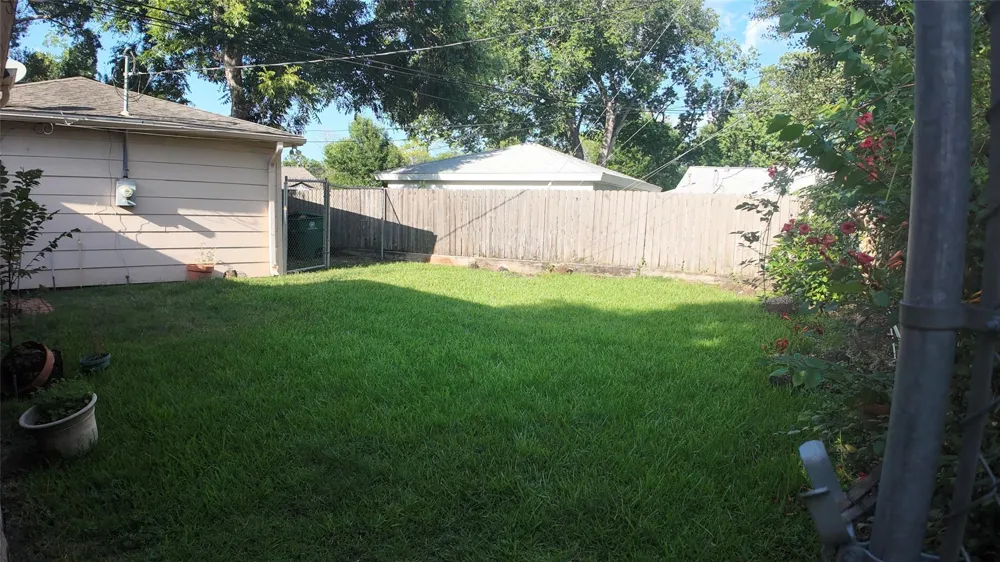11003 Renwick Drive Houston, TX 77096