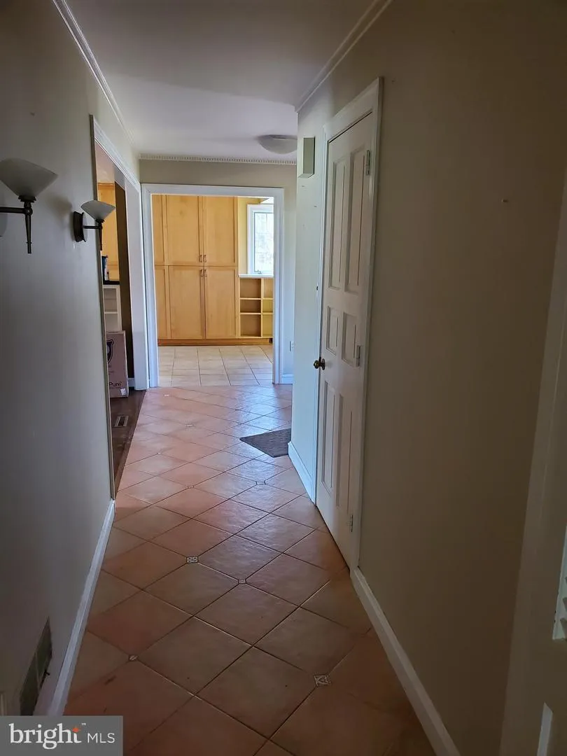 4 SORREL DRIVE Wilmington, DE 19803