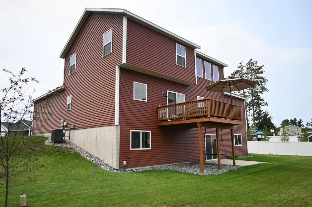 6016 Sturgeon Run Muskegon, MI 49444