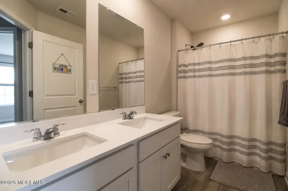6 Foremast Avenue Barnegat, NJ 08005