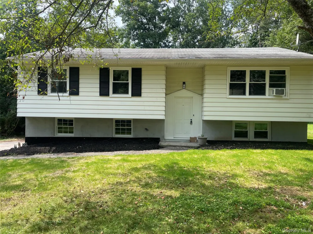 15 Vandewater Drive Wappingers Falls, NY 12590
