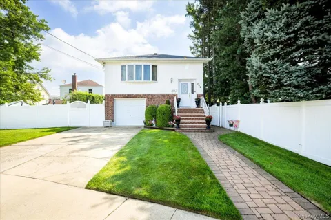 242 Seidman Place