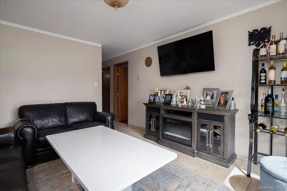 242 Seidman Place Franklin Square, NY 11010