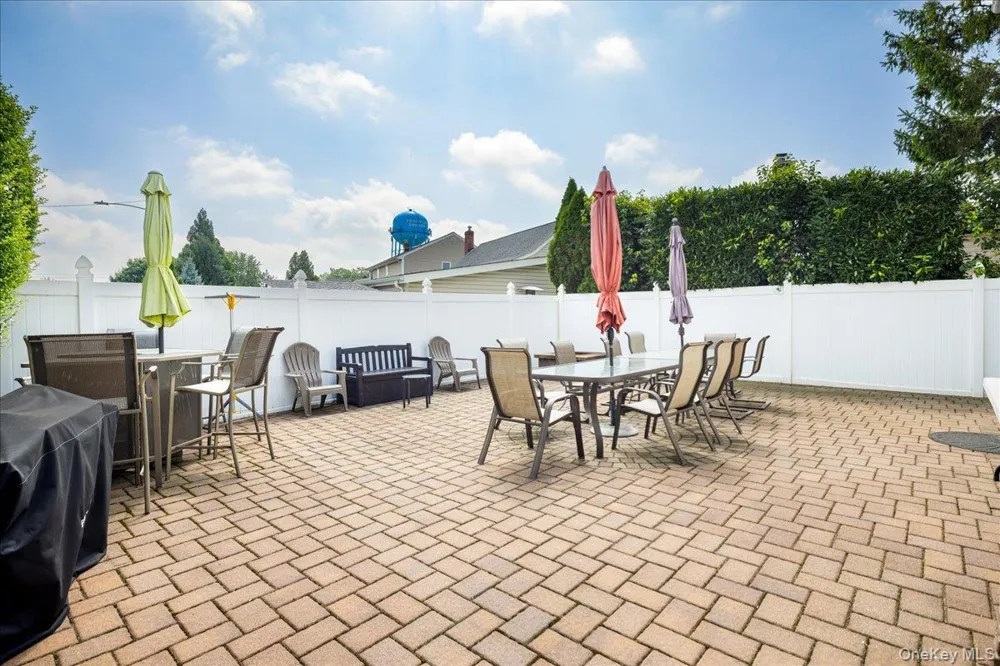 242 Seidman Place Franklin Square, NY 11010