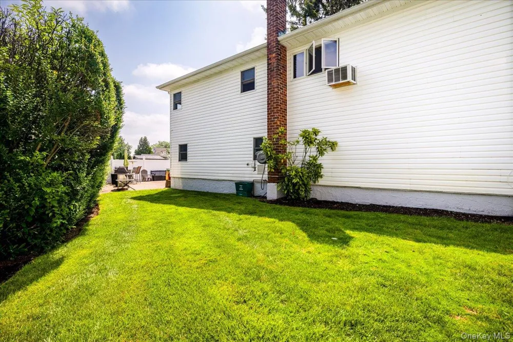 242 Seidman Place Franklin Square, NY 11010