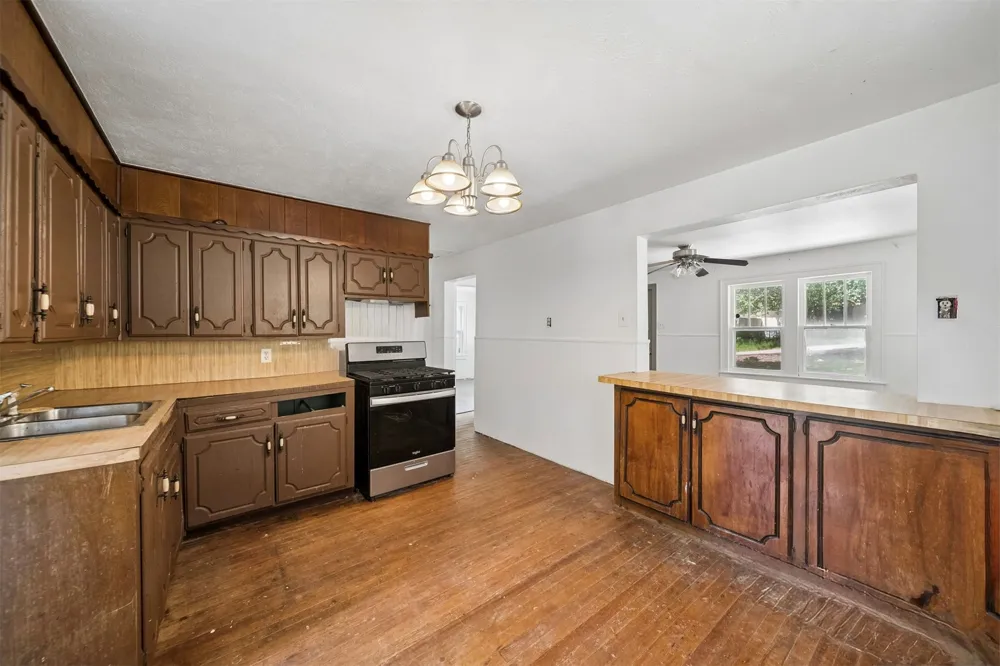417 E 17th Street Ada, OK 74820