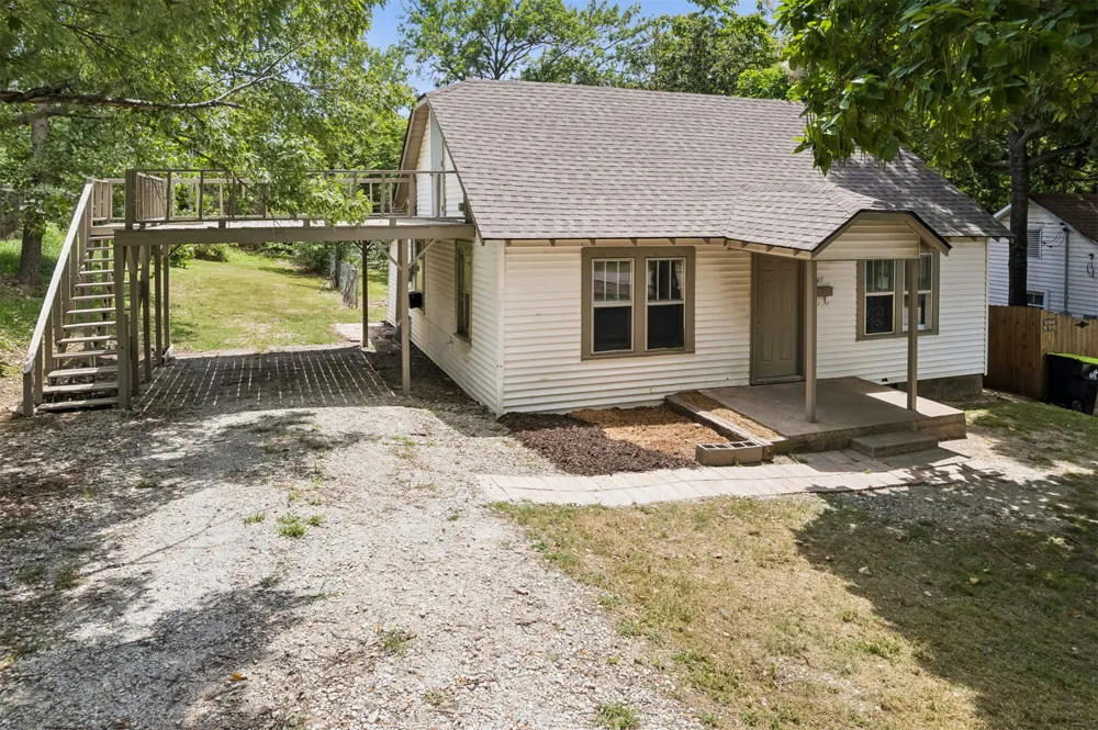 417 E 17th Street Ada, OK 74820