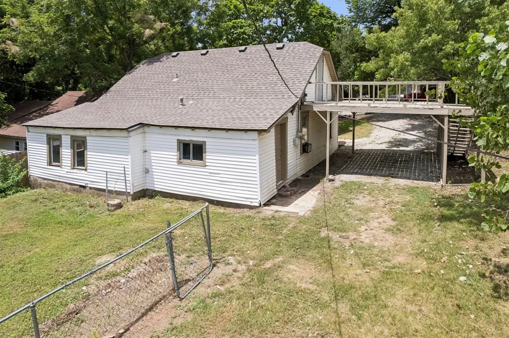 417 E 17th Street Ada, OK 74820