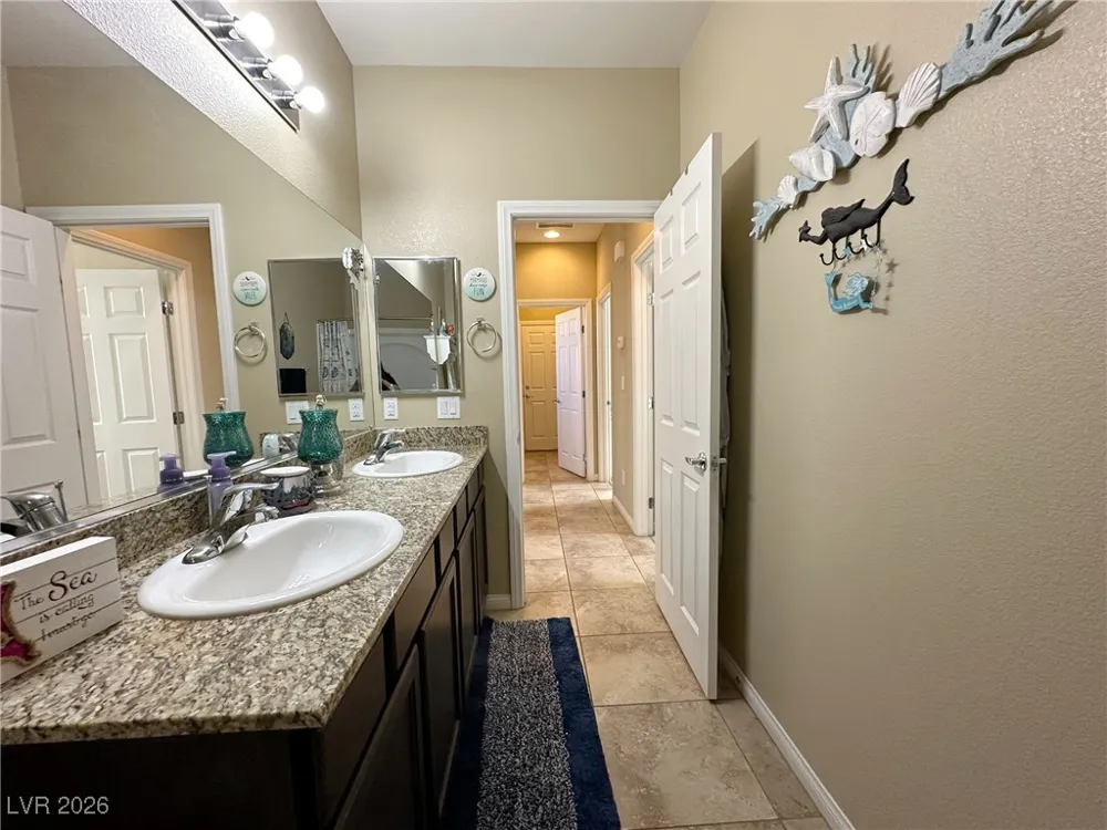 2040 Port Royal Drive Laughlin, NV 89029