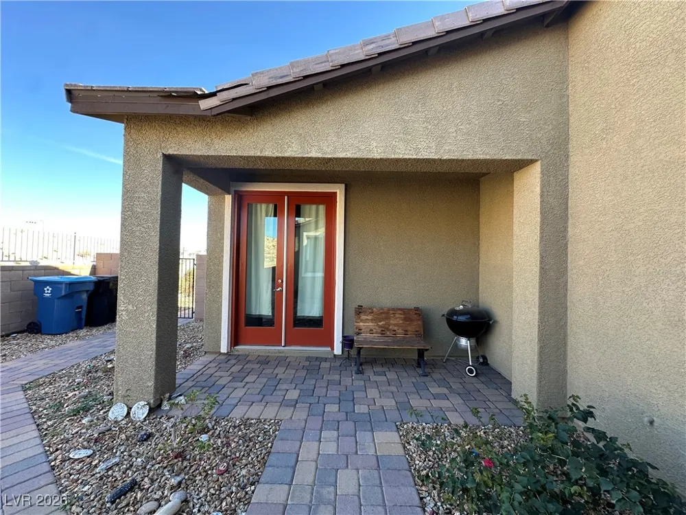 2040 Port Royal Drive Laughlin, NV 89029