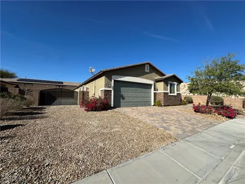 2040 Port Royal Drive