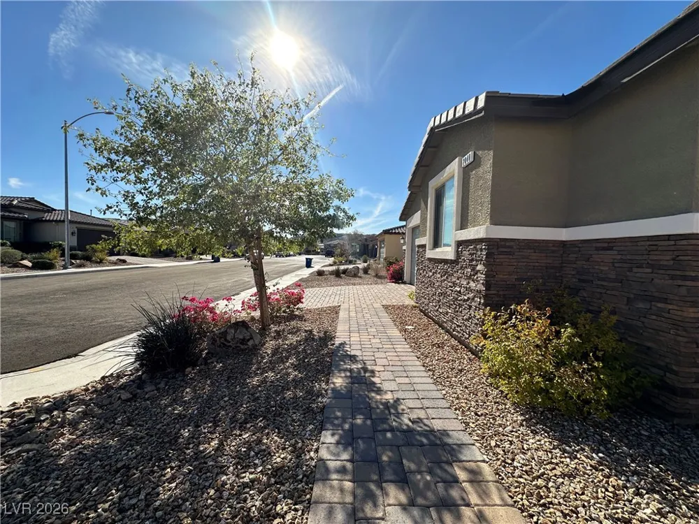 2040 Port Royal Drive Laughlin, NV 89029