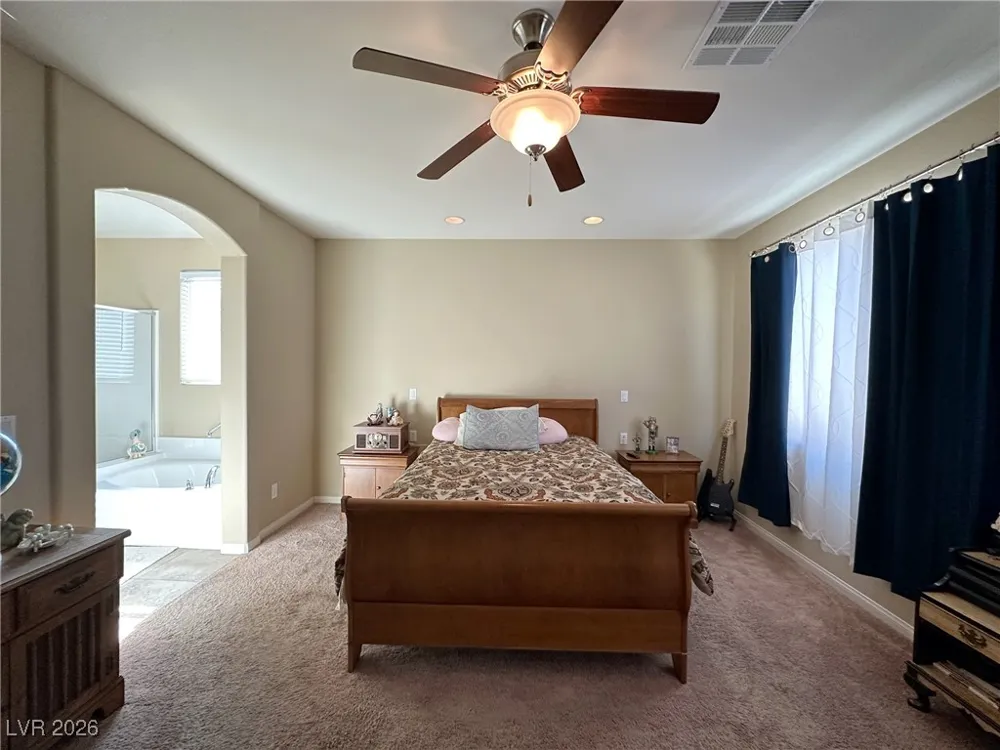 2040 Port Royal Drive Laughlin, NV 89029