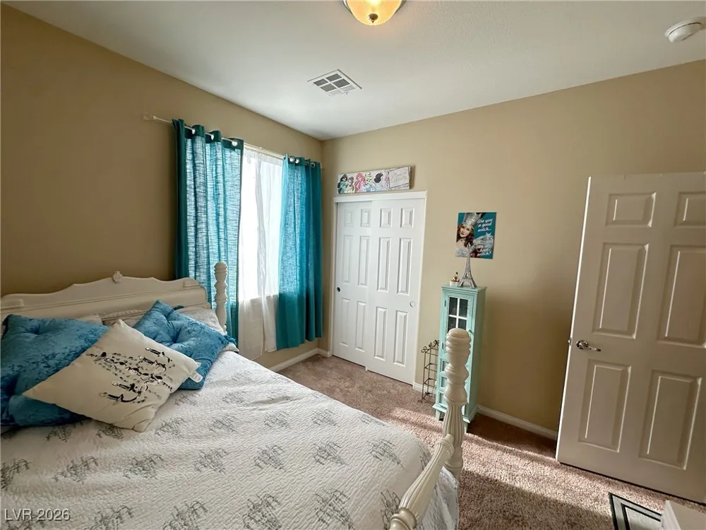 2040 Port Royal Drive Laughlin, NV 89029