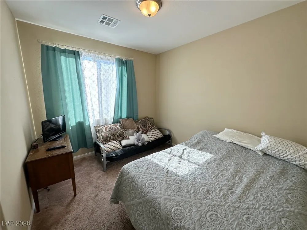 2040 Port Royal Drive Laughlin, NV 89029