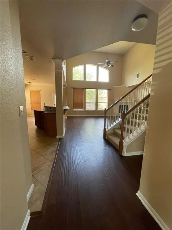 704 S Frontier Lane Cedar Park, TX 78613