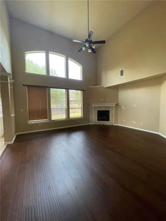 704 S Frontier Lane Cedar Park, TX 78613