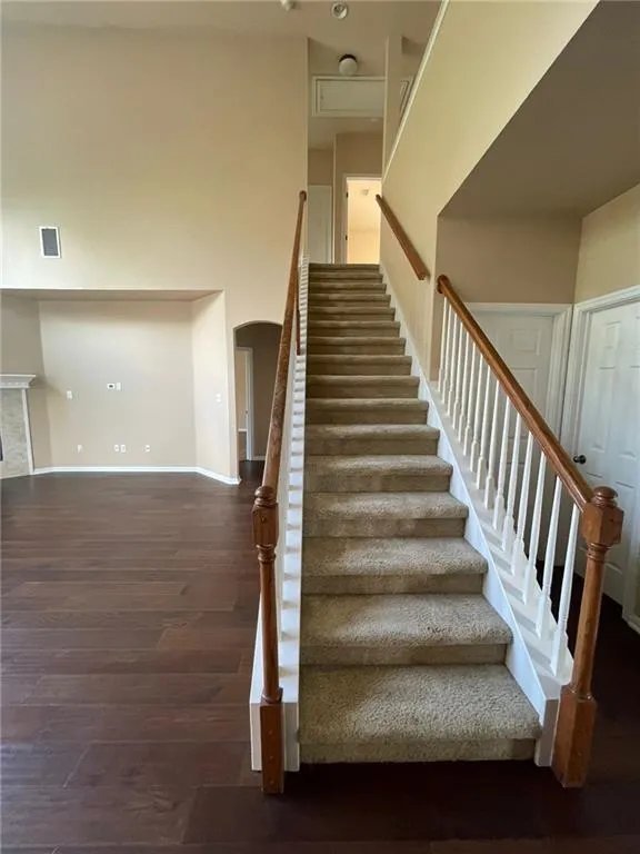 704 S Frontier Lane Cedar Park, TX 78613