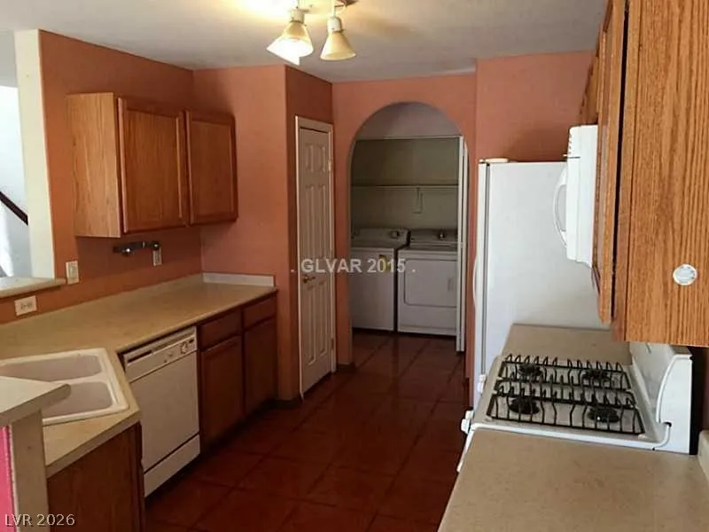 6543 Coffeeville Creek Drive Las Vegas, NV 89122