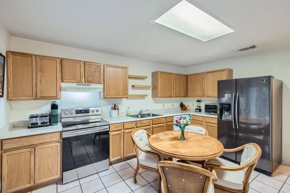 1049 Stone Trail New Braunfels, TX 78130