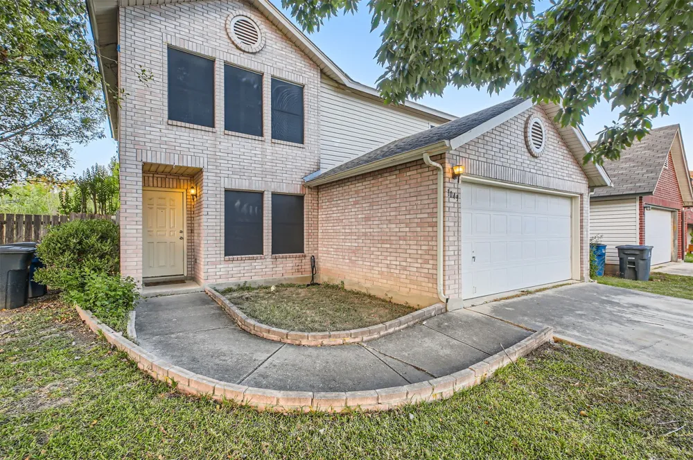 1049 Stone Trail New Braunfels, TX 78130