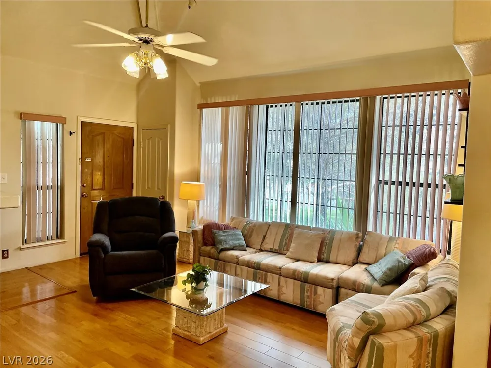 2611 S Durango Drive #204 Las Vegas, NV 89117