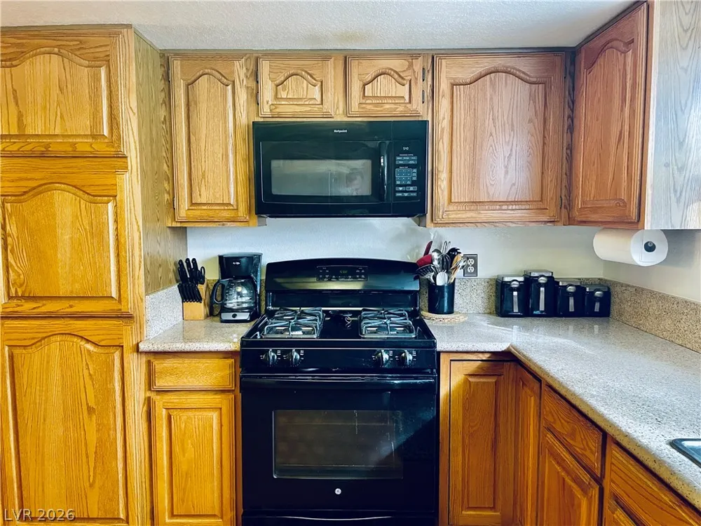 2611 S Durango Drive #204 Las Vegas, NV 89117