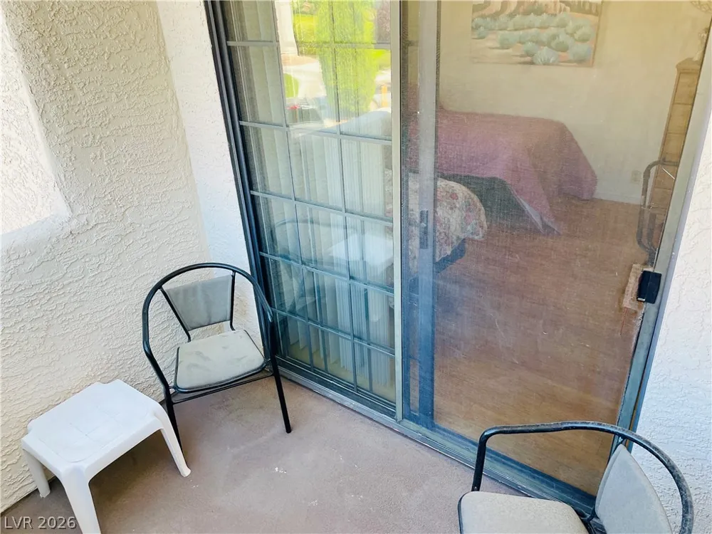 2611 S Durango Drive #204 Las Vegas, NV 89117