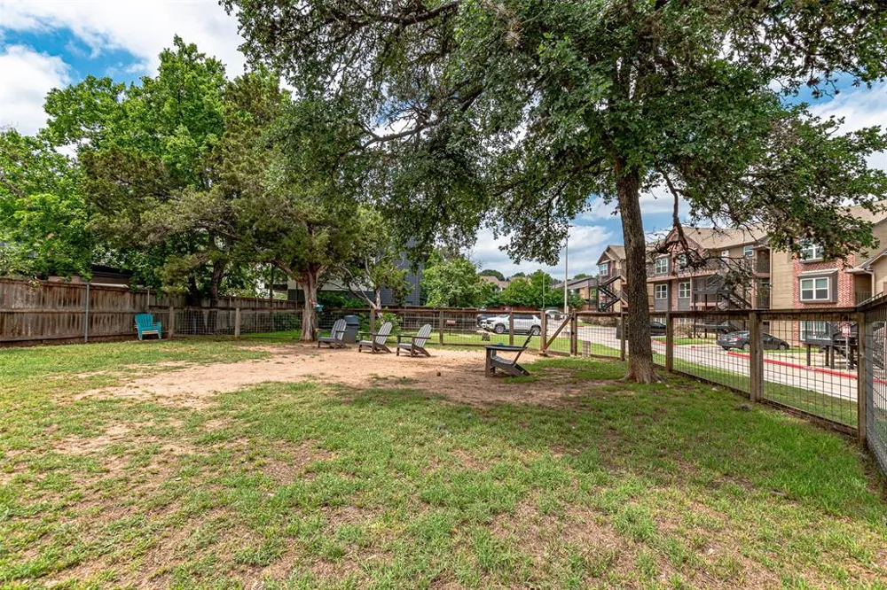 3604 Clawson Road #108 Austin, TX 78704