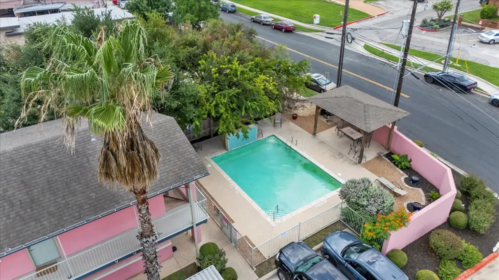 1422 Collier Street #103 Austin, TX 78704
