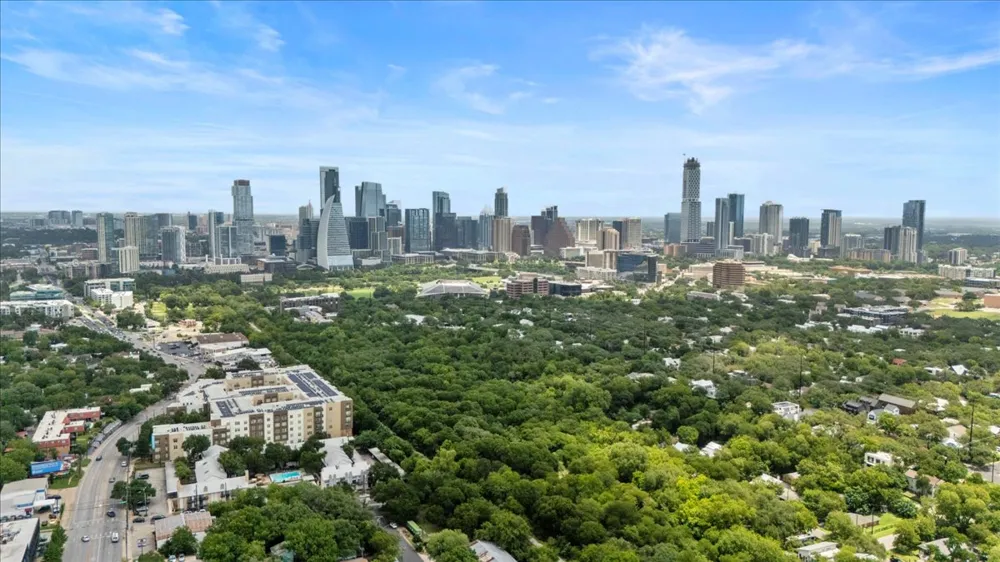 1422 Collier Street #103 Austin, TX 78704