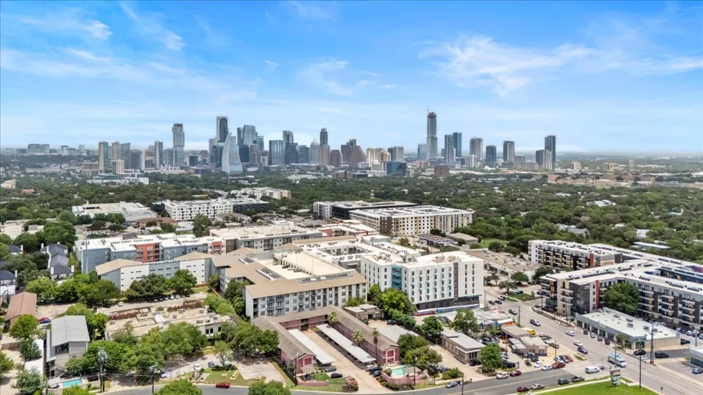 1422 Collier Street #103 Austin, TX 78704