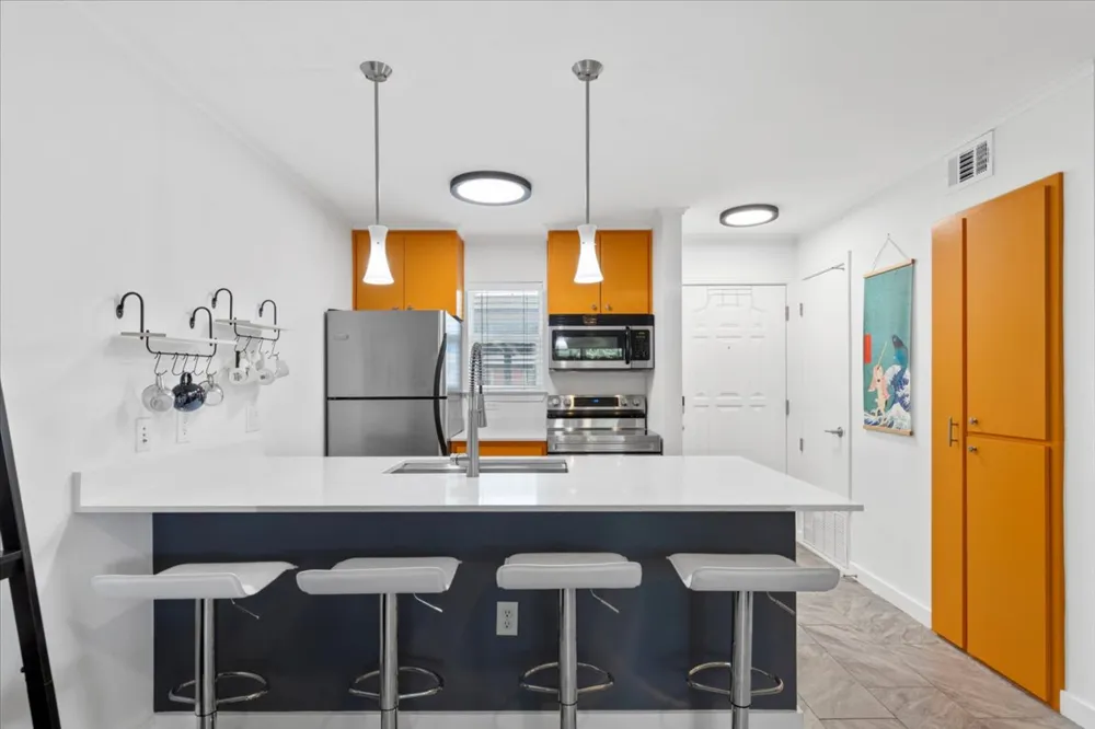 1422 Collier Street #103 Austin, TX 78704