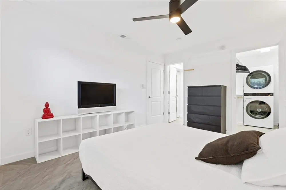 1422 Collier Street #103 Austin, TX 78704