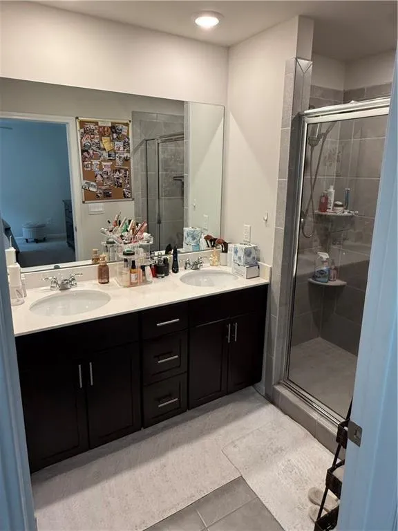5542 Plain Field Lane Lilburn, GA 30047