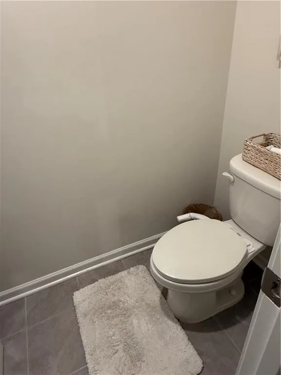 5542 Plain Field Lane Lilburn, GA 30047